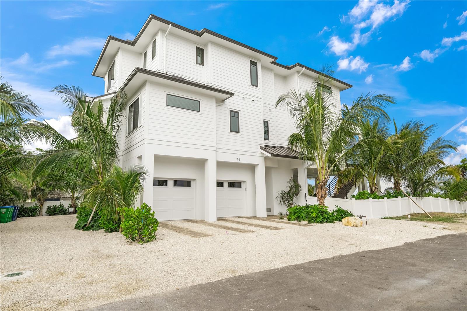 CORTEZ BEACH - Residential