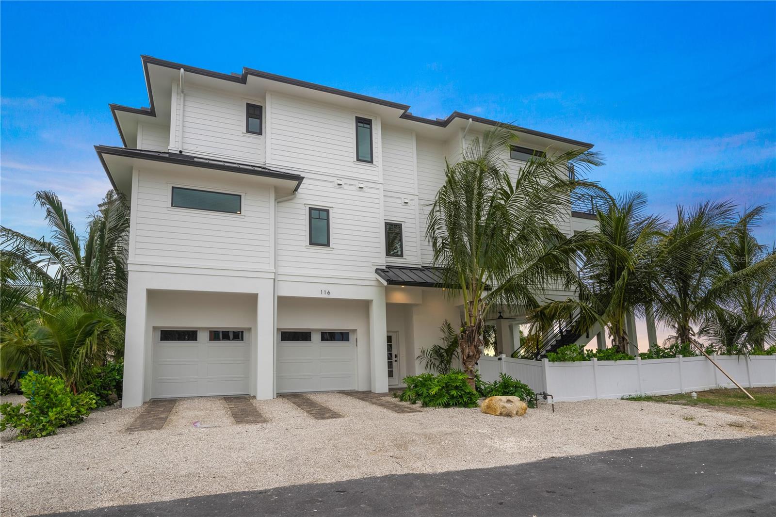 CORTEZ BEACH - Residential