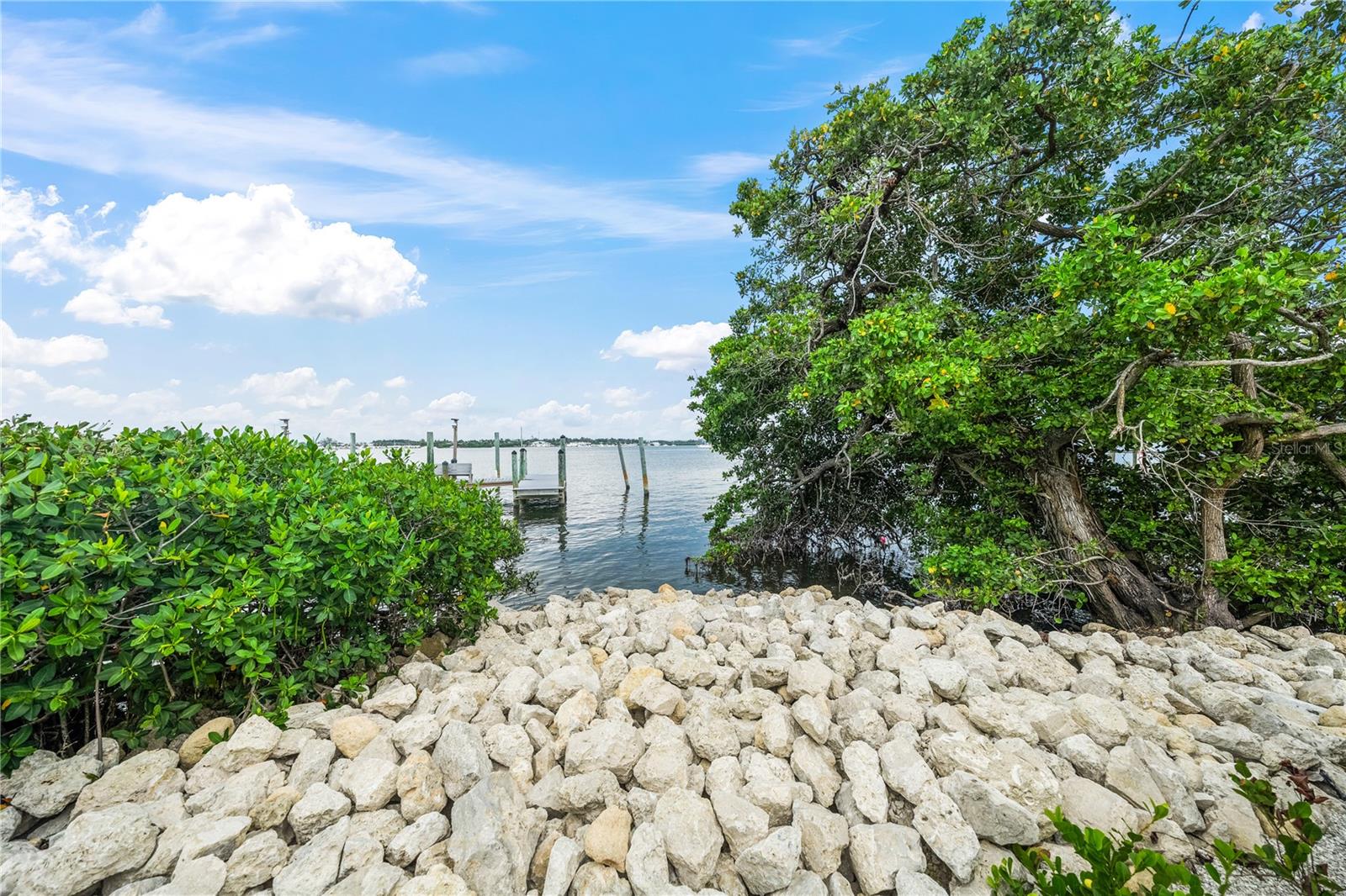 CORTEZ BEACH - Residential