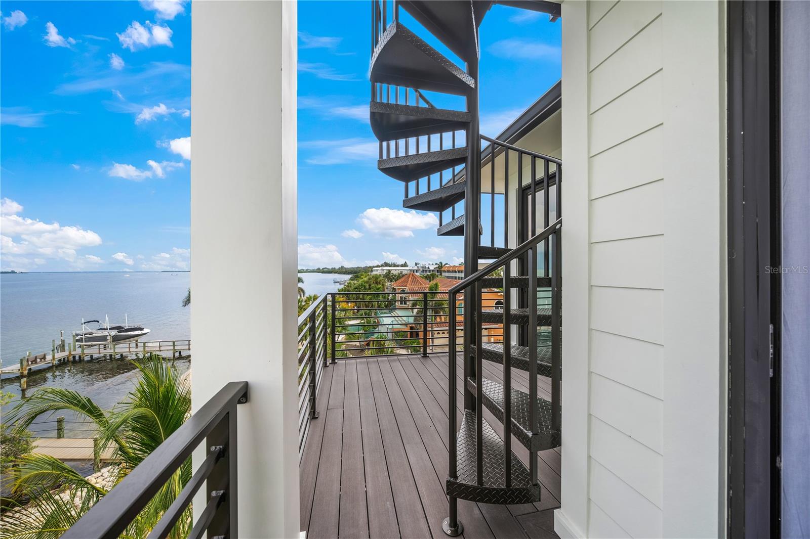 CORTEZ BEACH - Residential