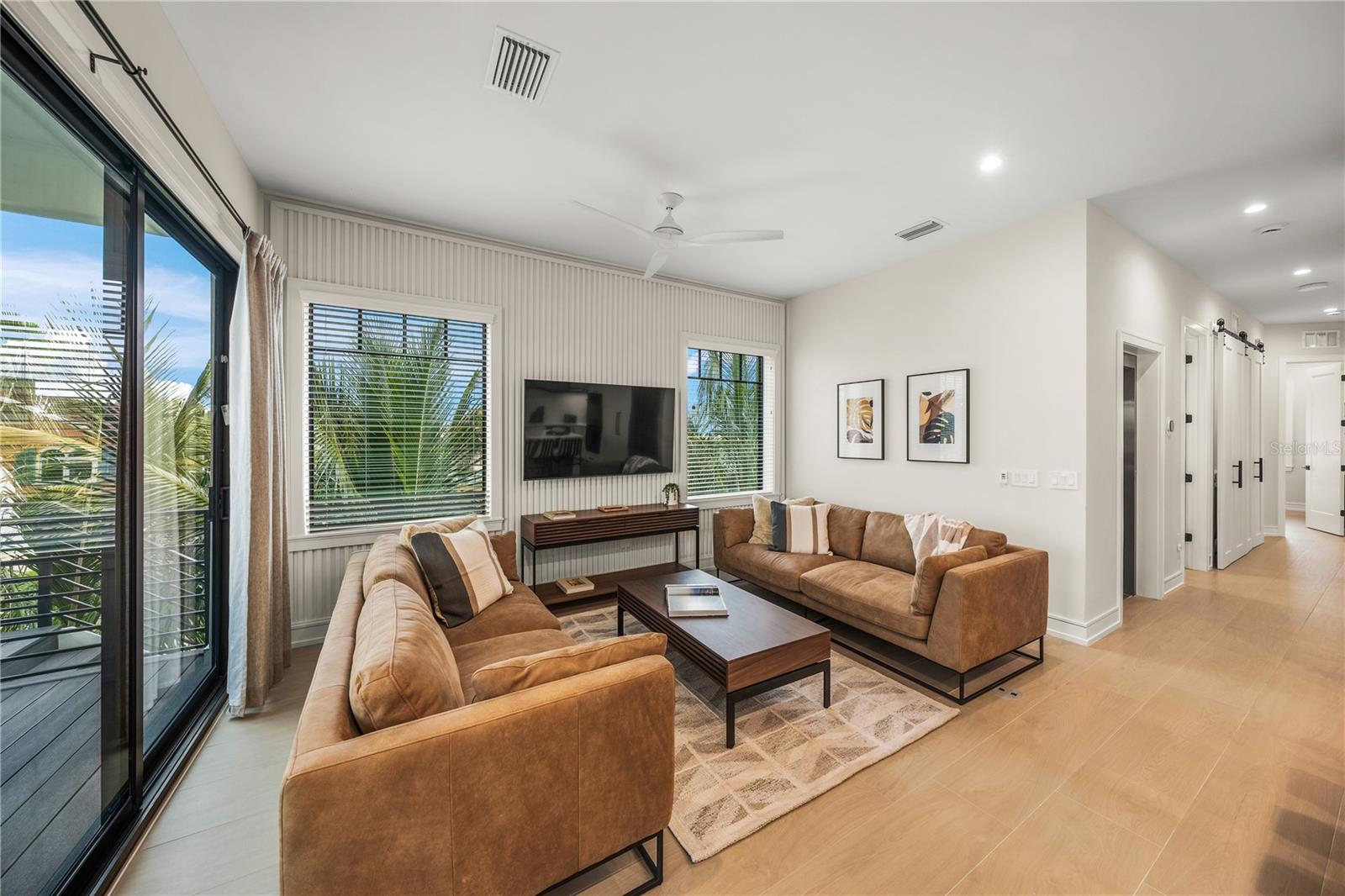 CORTEZ BEACH - Residential