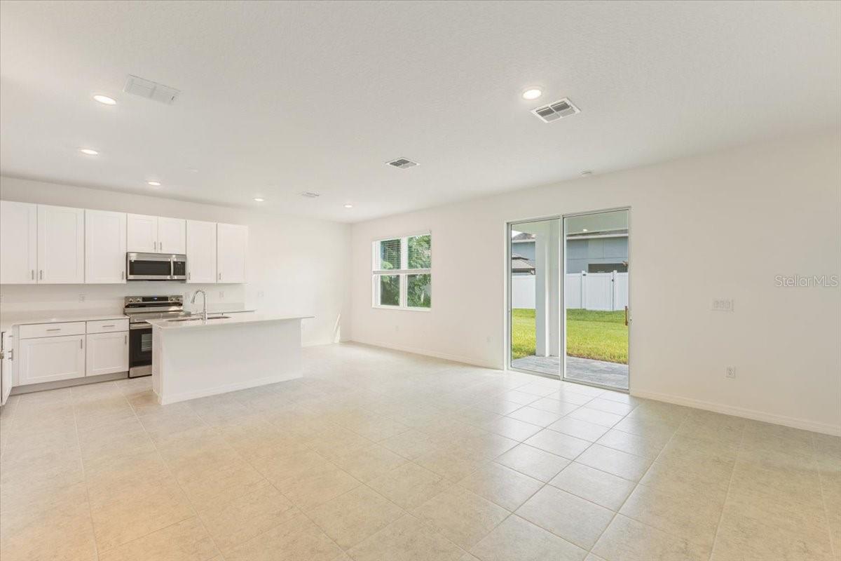 MIRROR LAKE VILLAGE - Residential