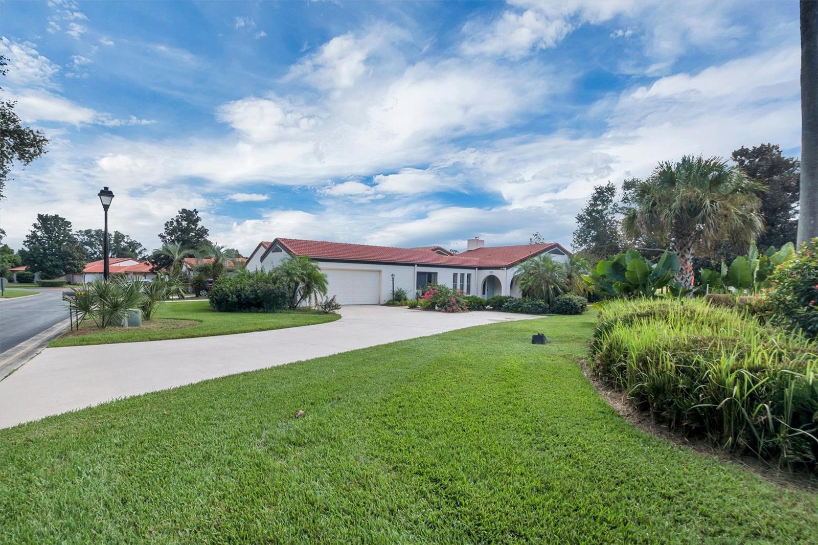 559 CLUBHOUSE DRIVE