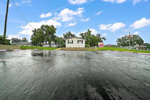 Tiny photo for 400 E Hwy 50 Highway, Clermont, FL 34711 (MLS # G5094683)