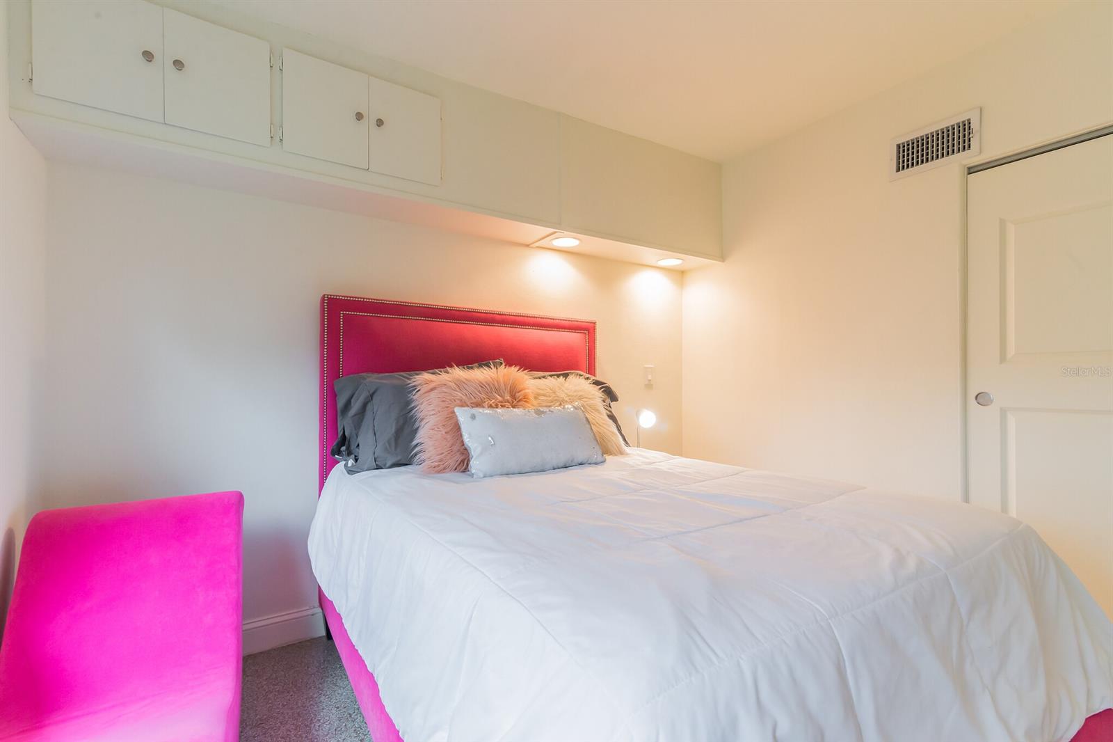 Coronado Shores Unit 02 - Residential Lease