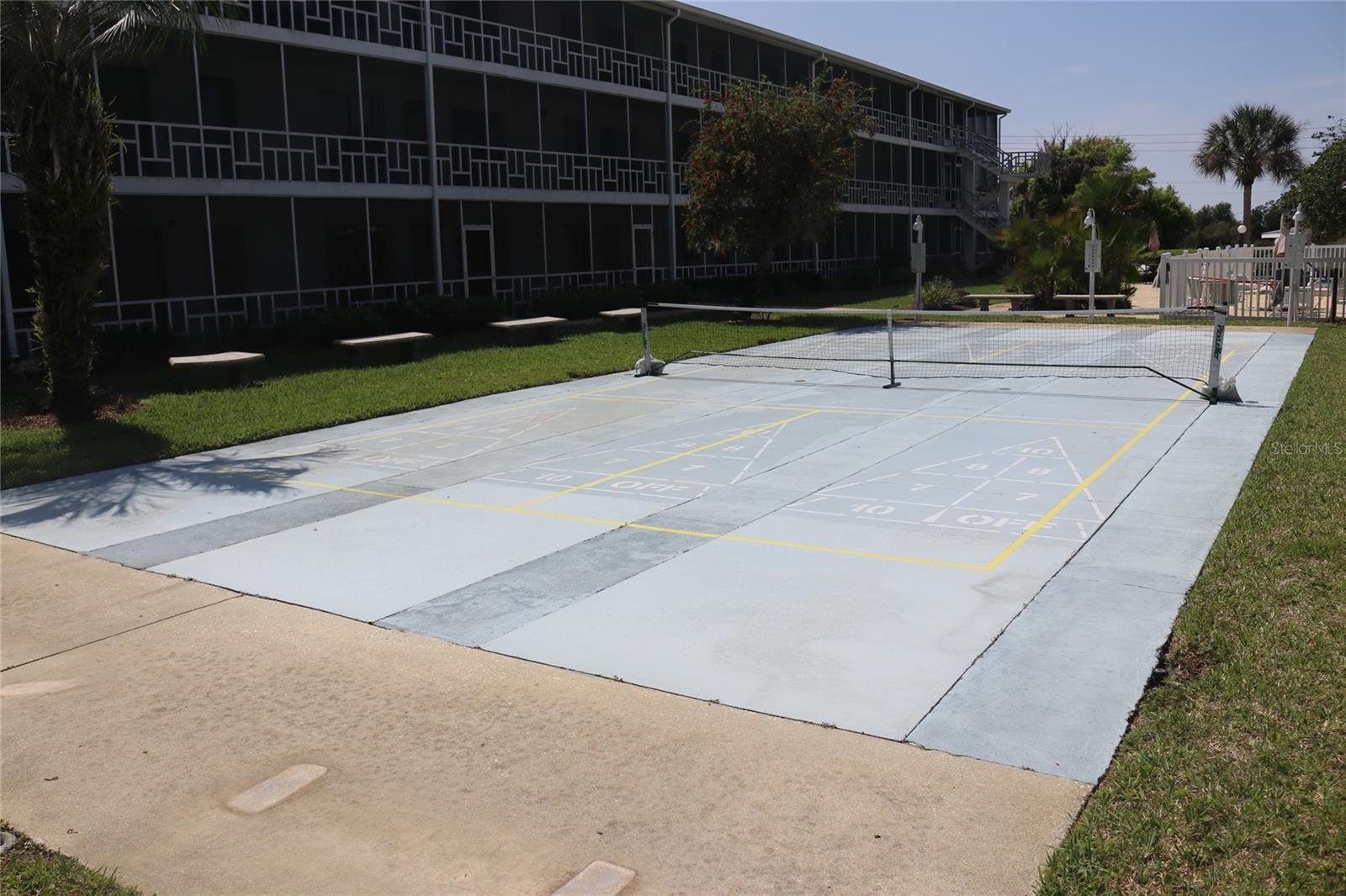 WINTER HAVEN HARBOUR APTS CONDO - Residential