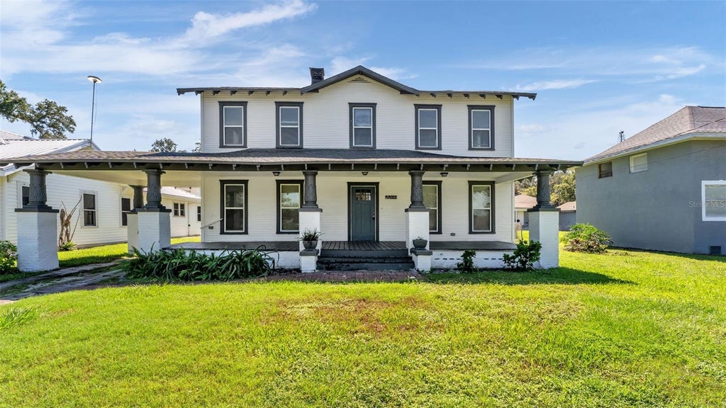 Photo of 1044 W Lime Street, Lakeland, FL 33815 (MLS # L4965828)