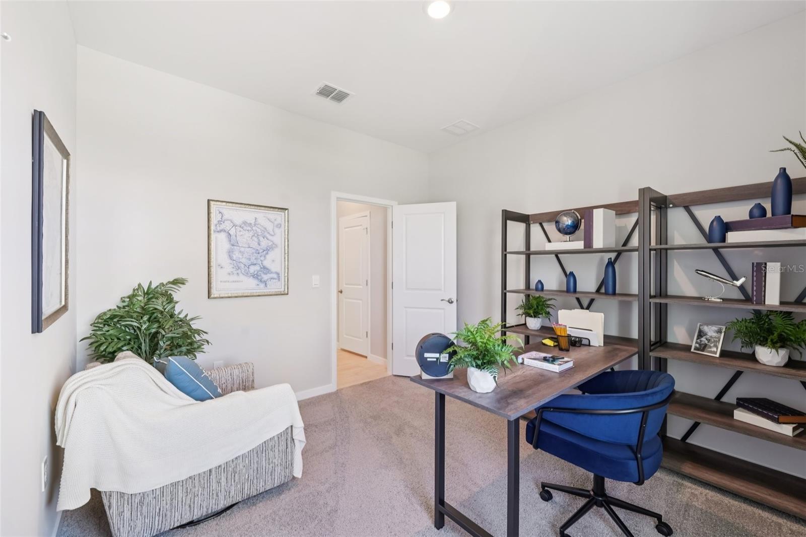 CORAL LAKES - CORAL CREEK - Residential