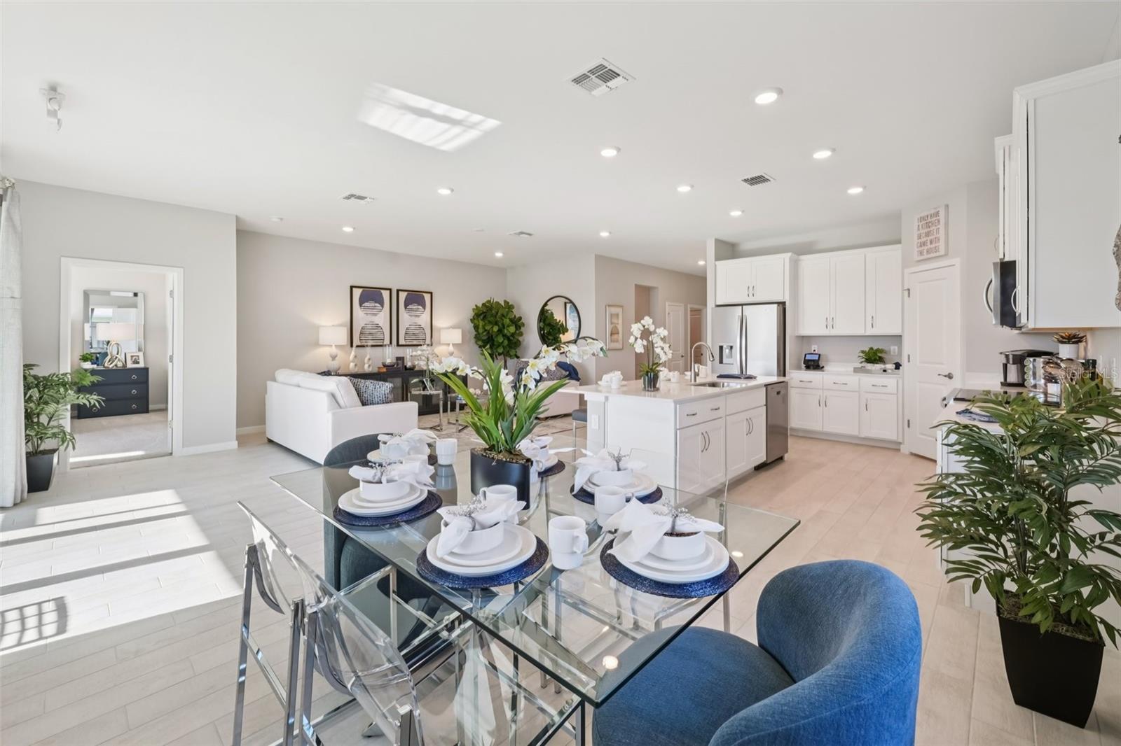 CORAL LAKES - CORAL CREEK - Residential