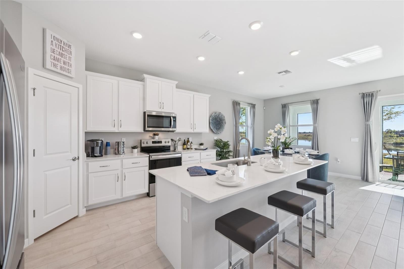 CORAL LAKES - CORAL CREEK - Residential