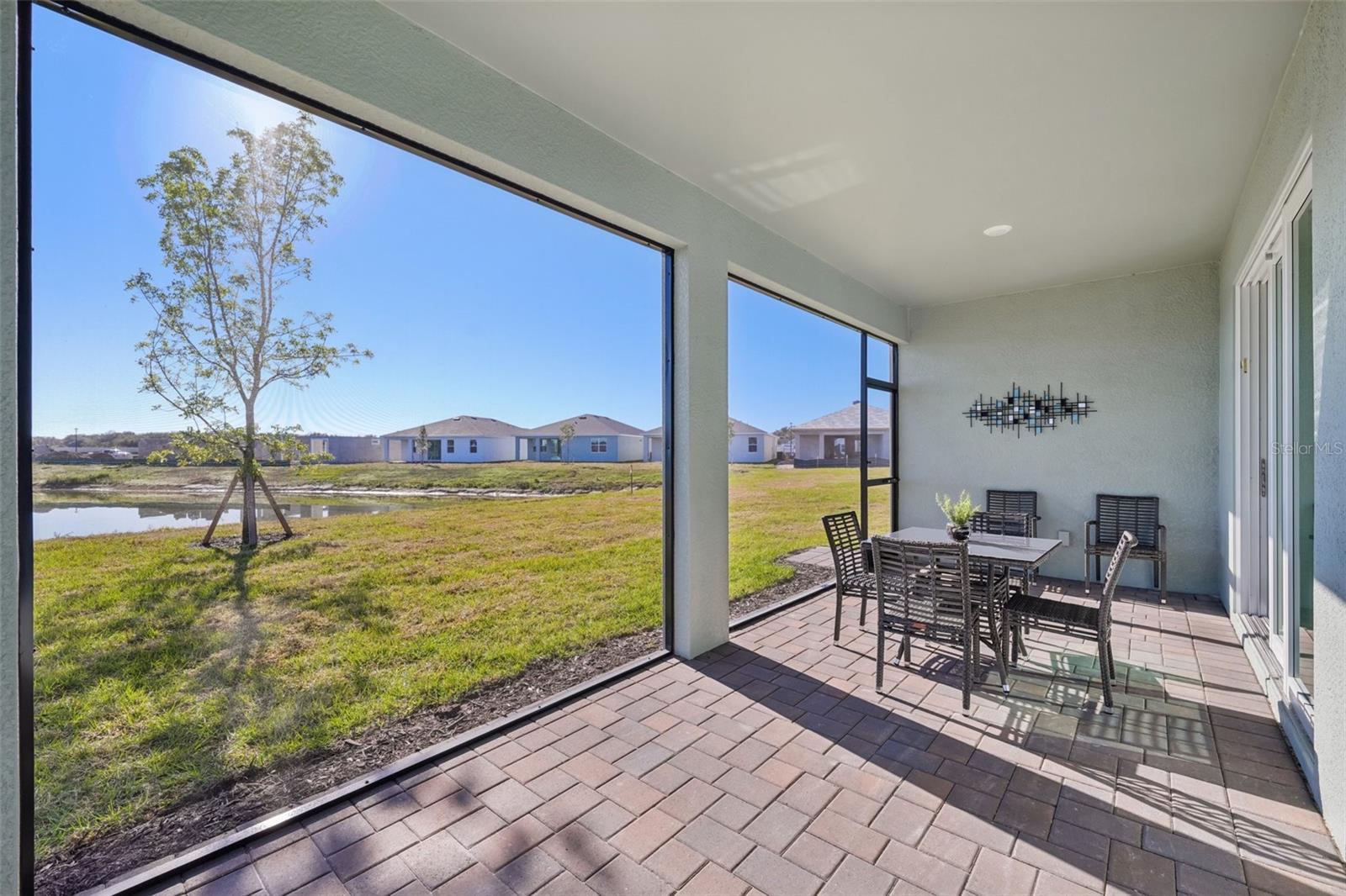 CORAL LAKES - CORAL CREEK - Residential