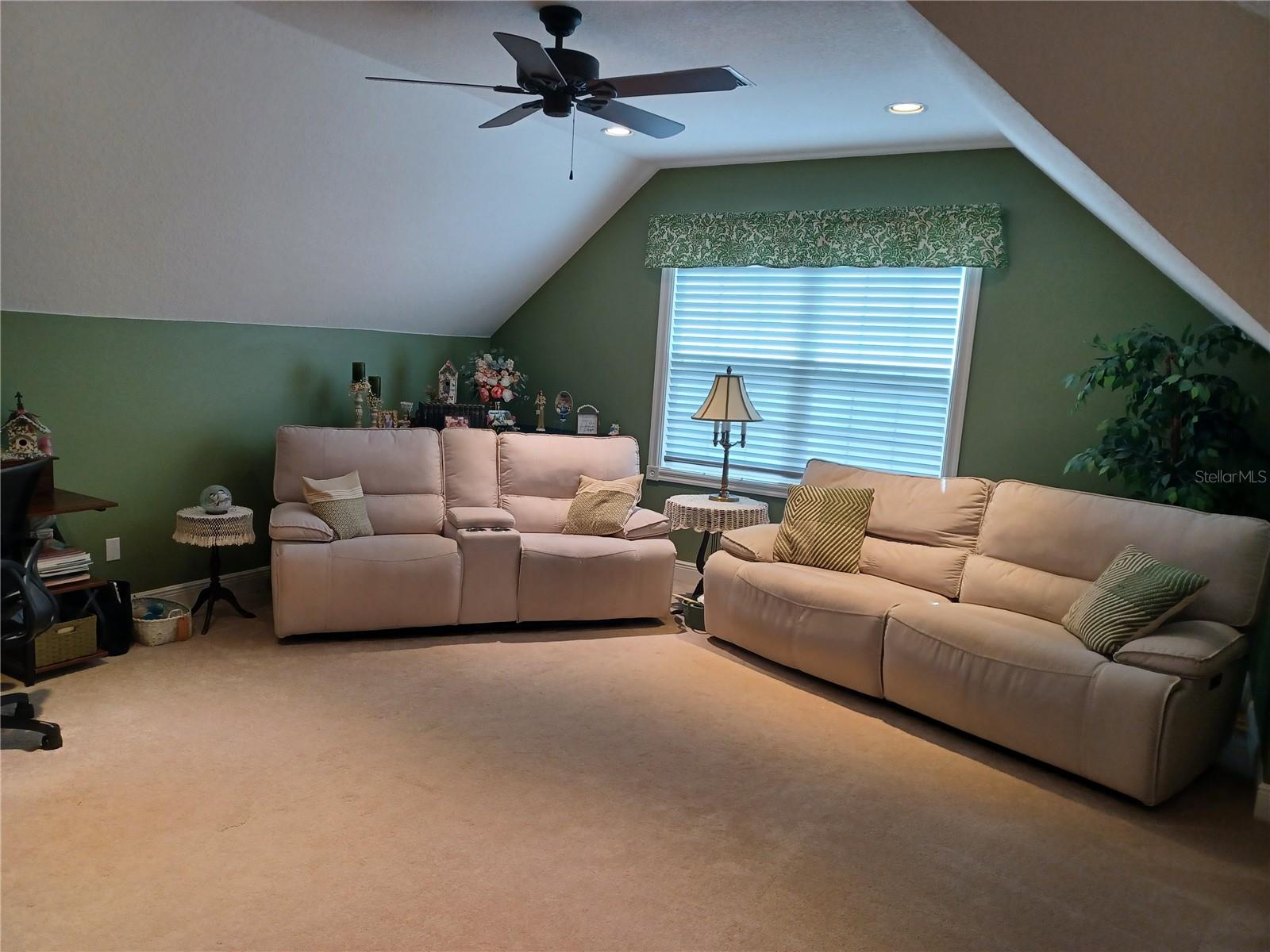 BLACK HAMMOCK - Residential