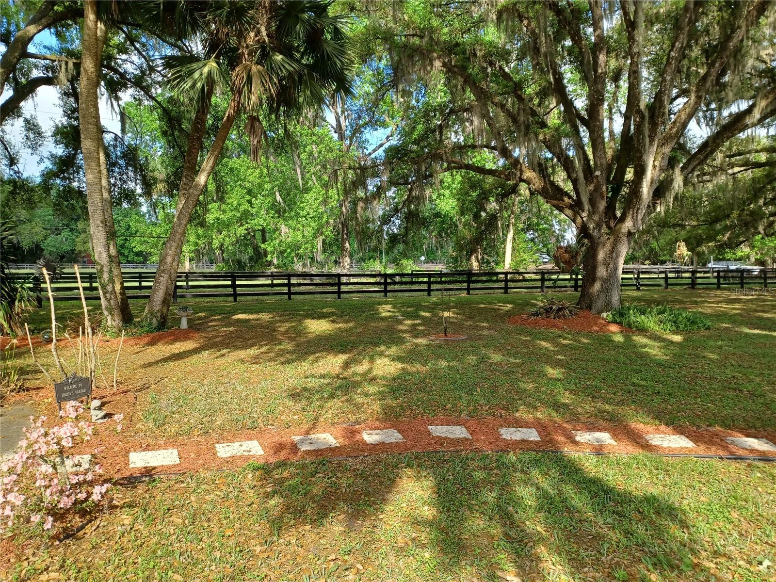 BLACK HAMMOCK - Residential