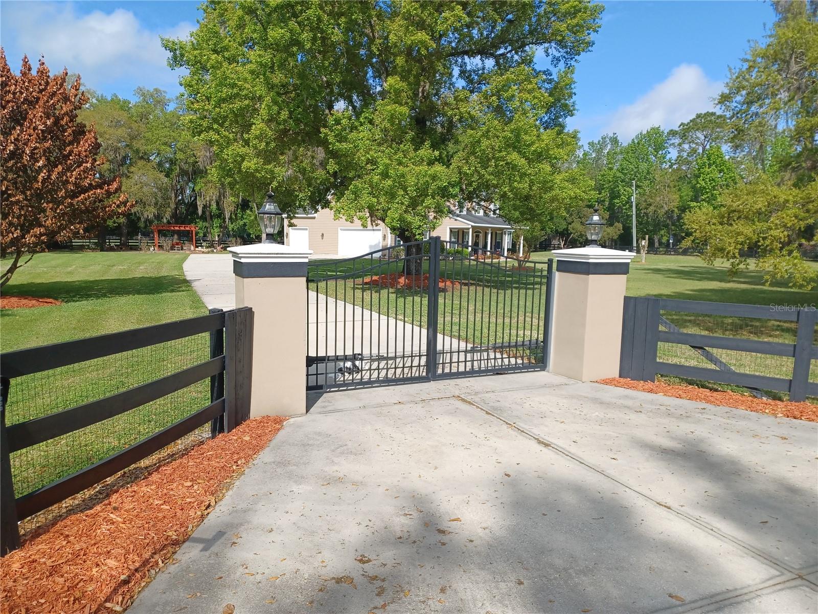 BLACK HAMMOCK - Residential