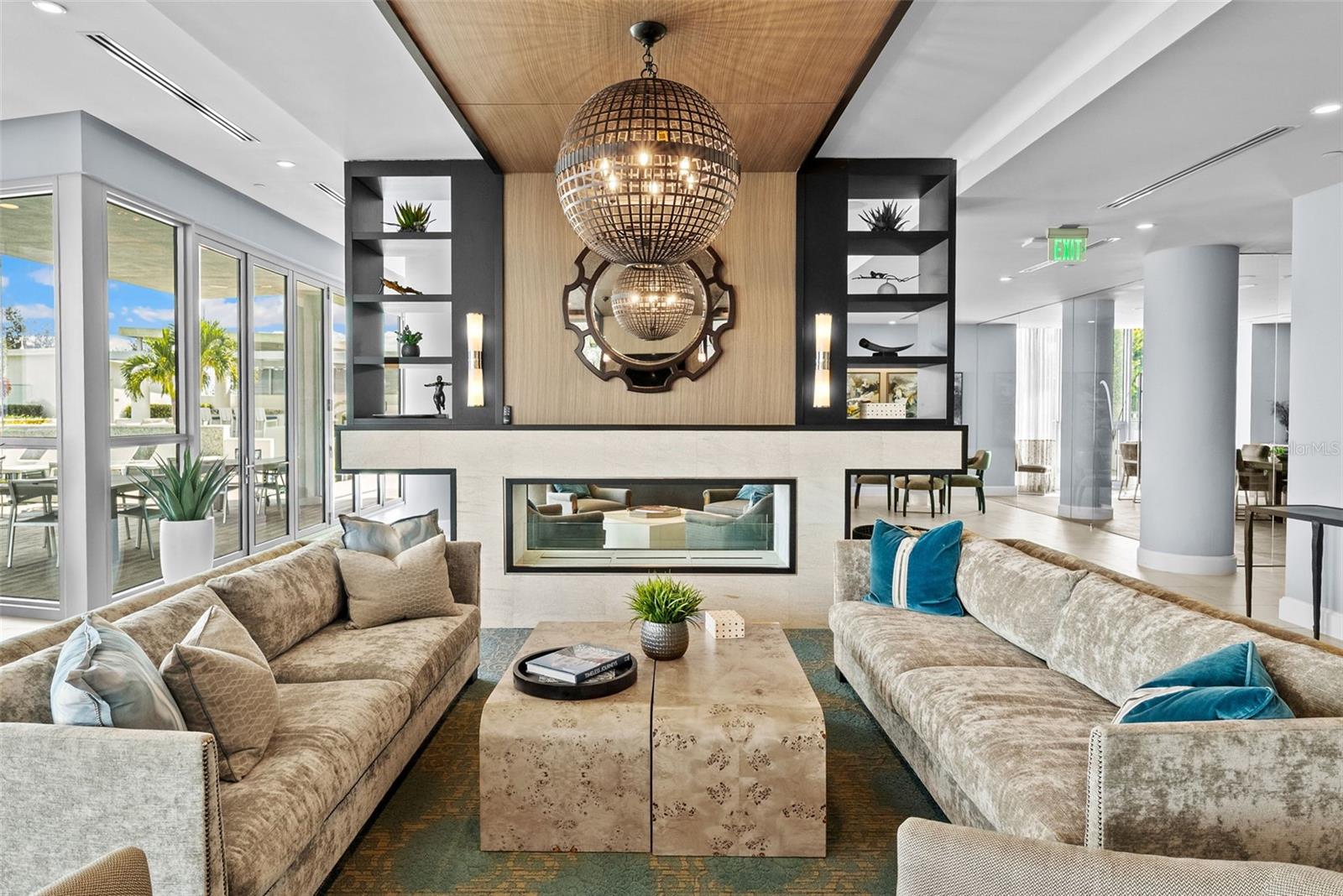VIRAGE BAYSHORE - Residential