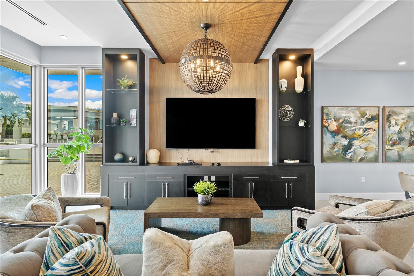 VIRAGE BAYSHORE - Residential