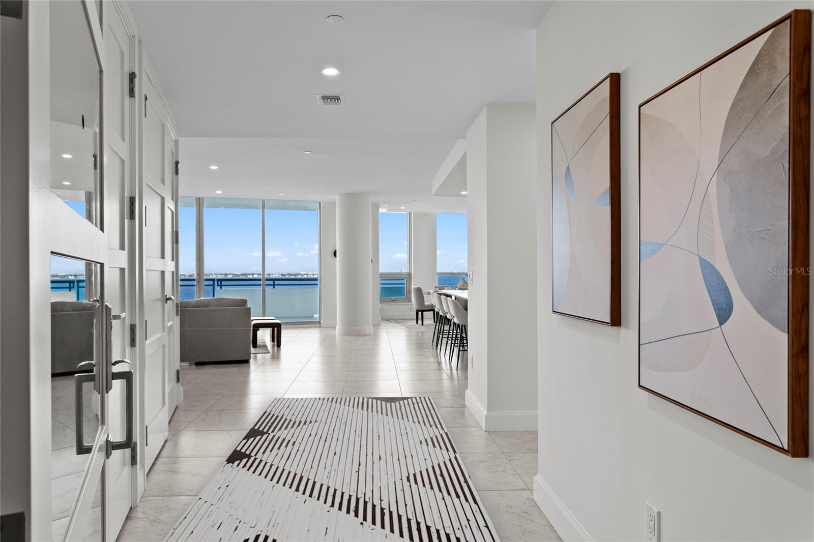 VIRAGE BAYSHORE - Residential