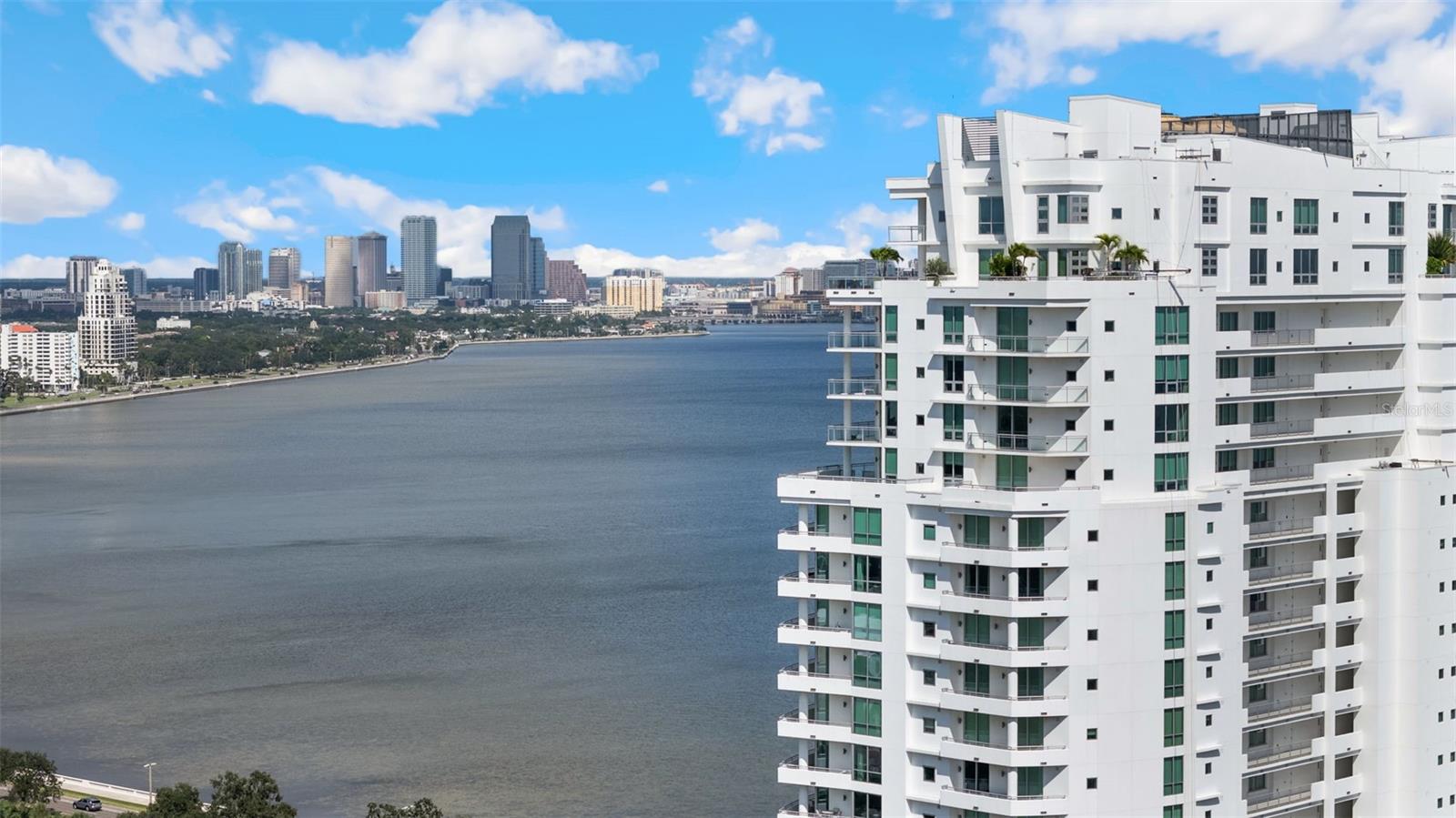 VIRAGE BAYSHORE - Residential