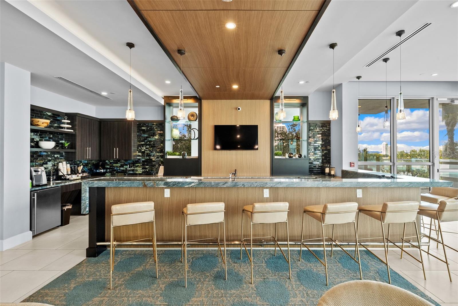 VIRAGE BAYSHORE - Residential