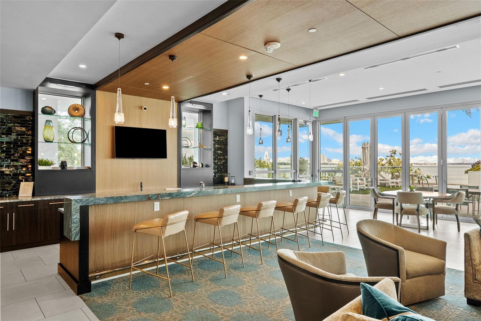 VIRAGE BAYSHORE - Residential