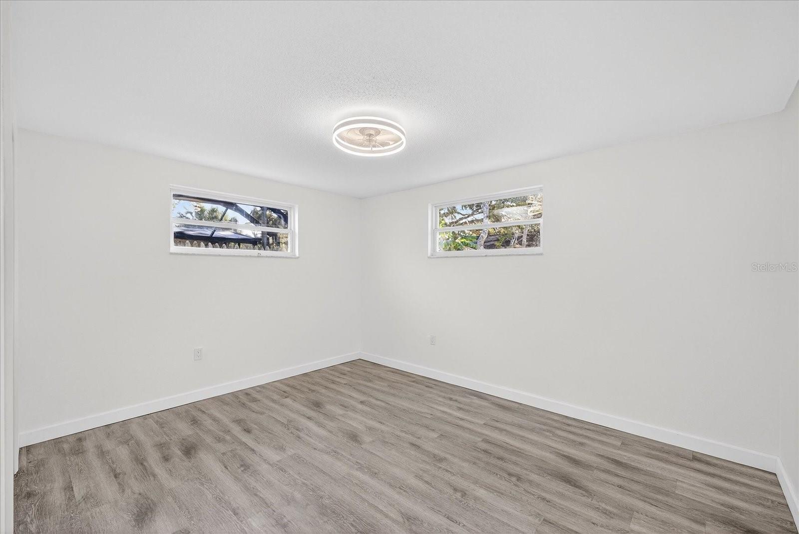 JERIVERNE PLAZA - Residential