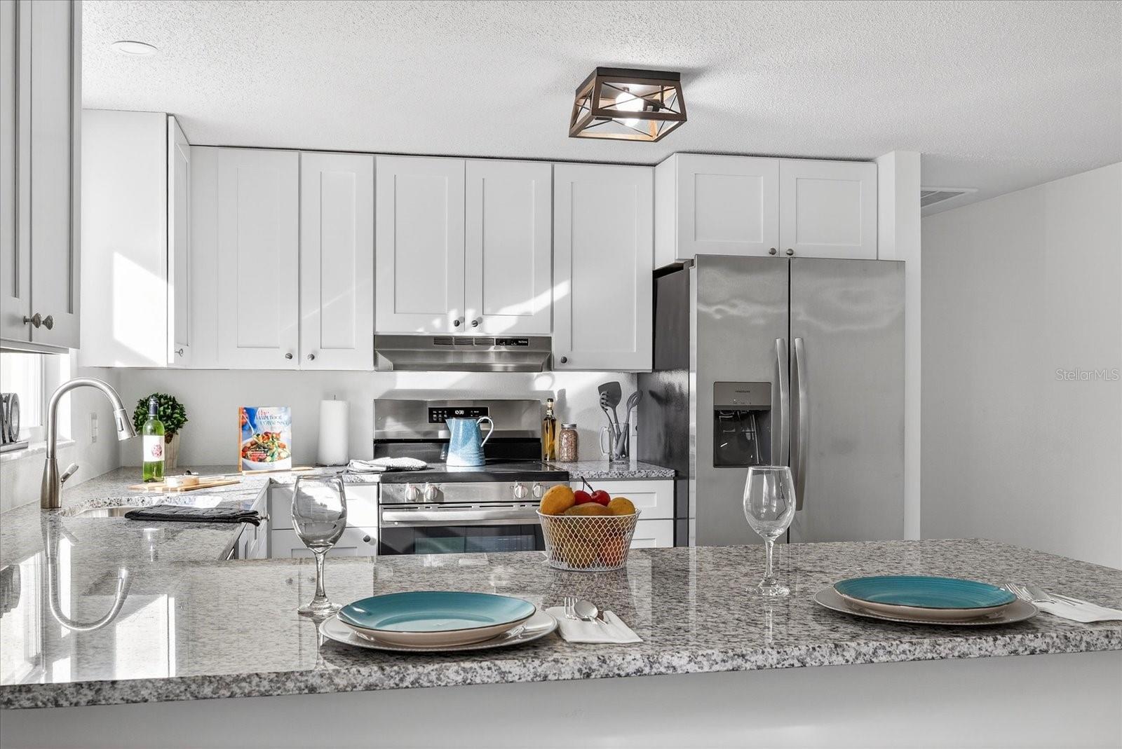 JERIVERNE PLAZA - Residential