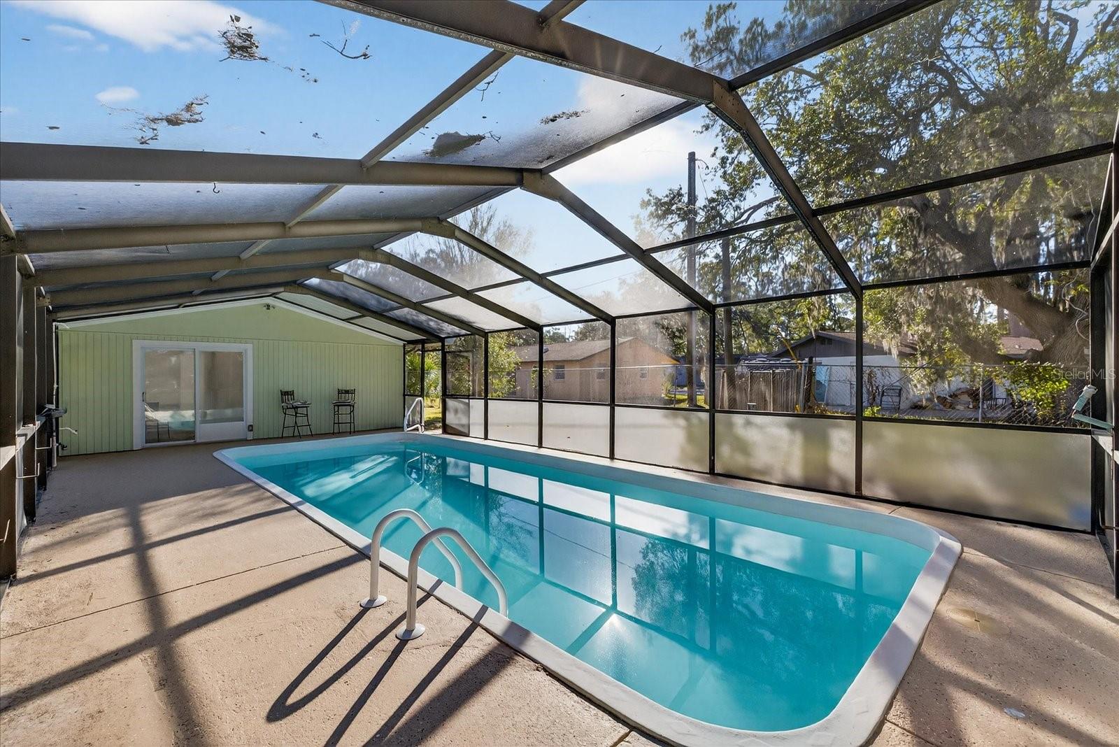 JERIVERNE PLAZA - Residential