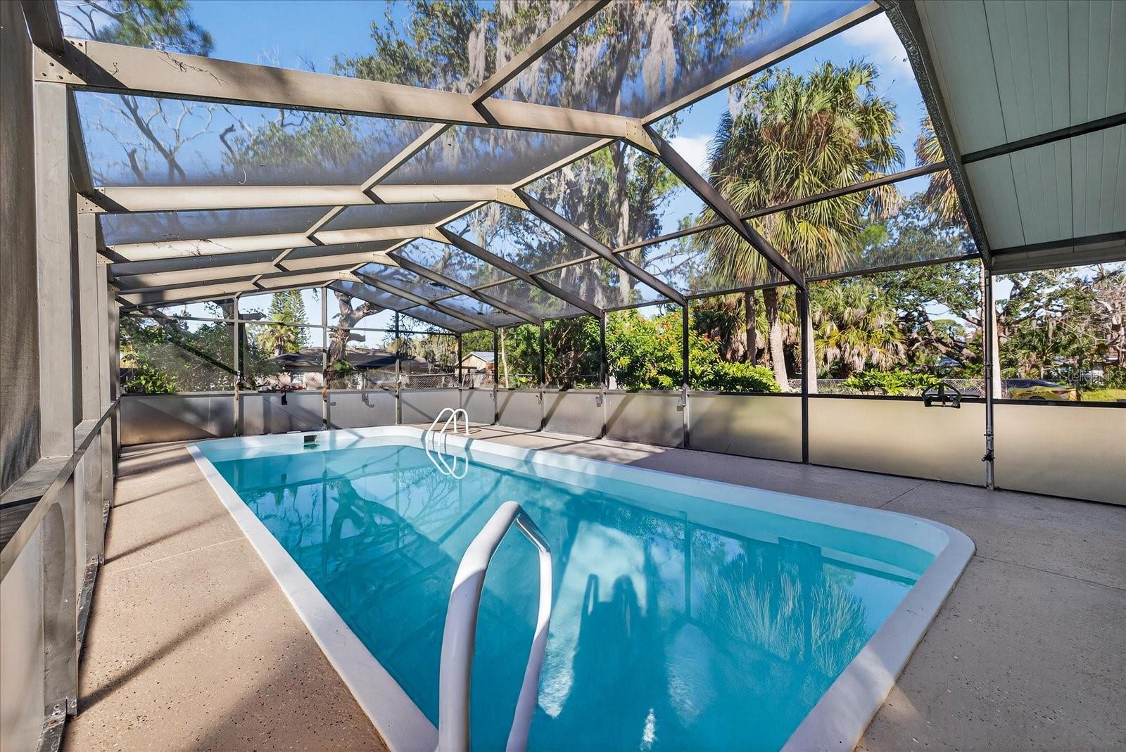 JERIVERNE PLAZA - Residential