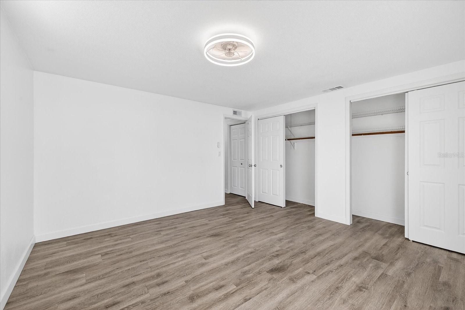 JERIVERNE PLAZA - Residential