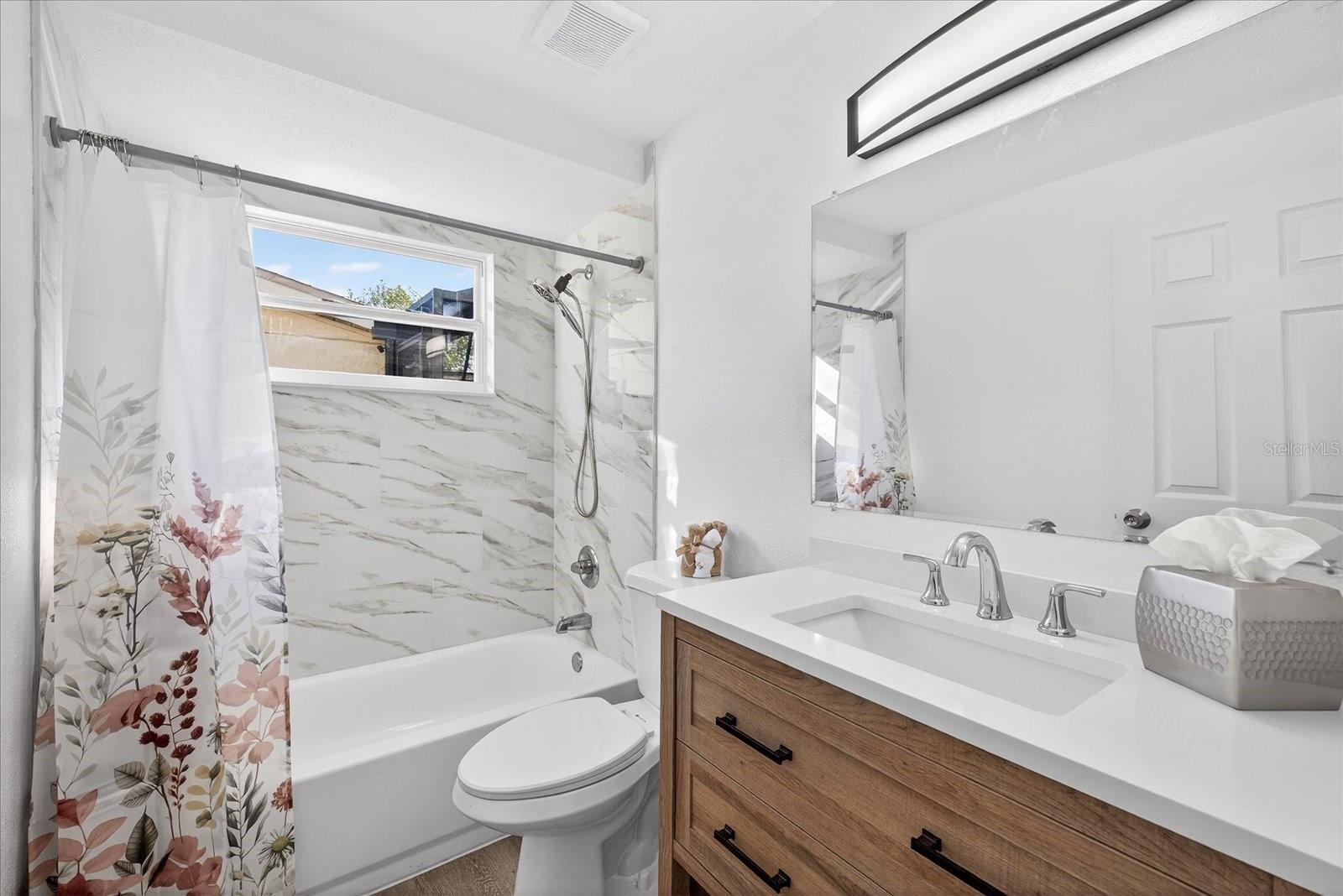 JERIVERNE PLAZA - Residential