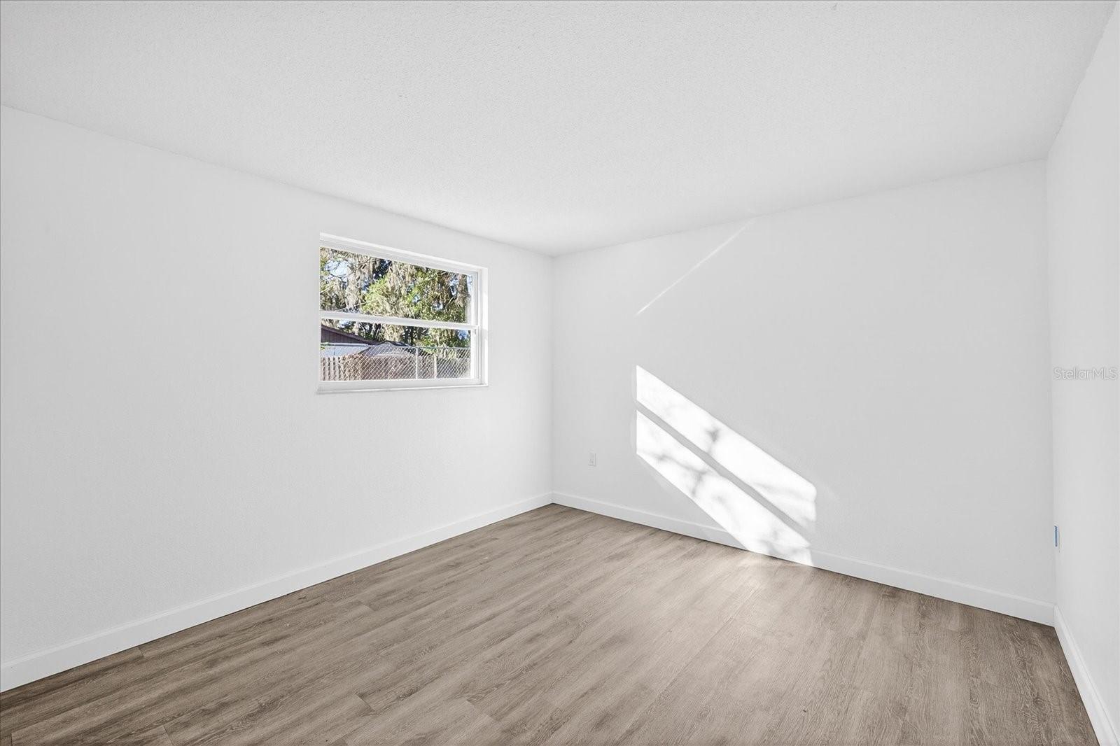 JERIVERNE PLAZA - Residential