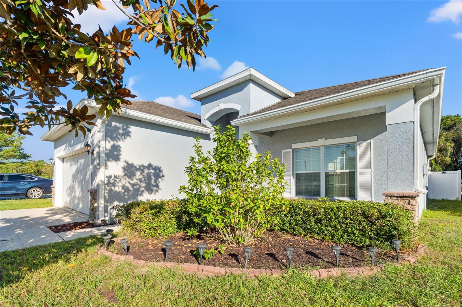 SHERMAN HILLS SEC 3 - Residential