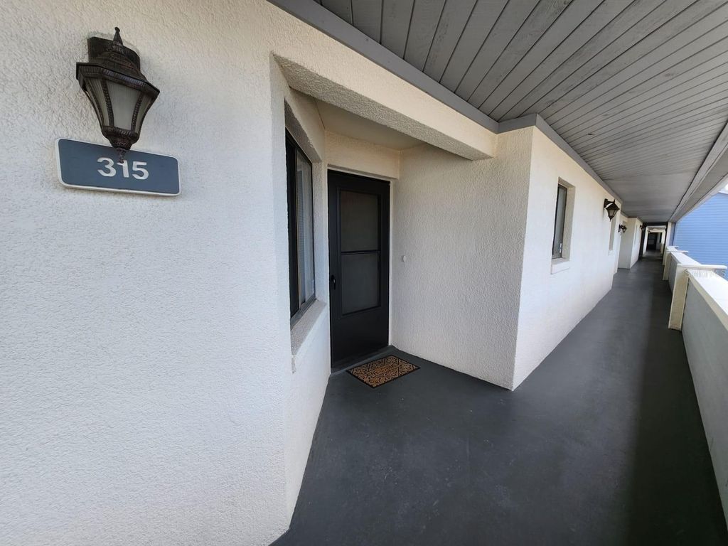 listing image 0