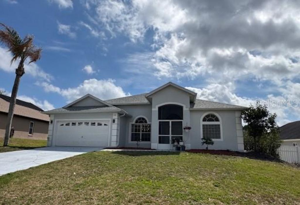 Photo of 148 Steamboat Boulevard, Davenport, FL 33897 (MLS # S5145983)