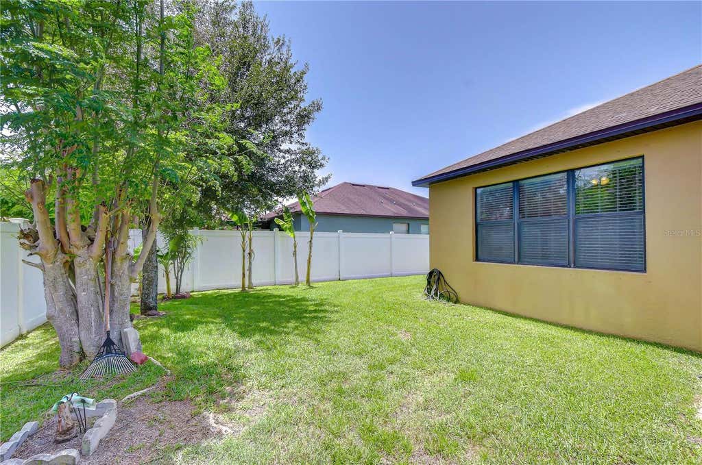 Photo of 8443 White Poplar Drive, Riverview, FL 33578 (MLS # A4700700)