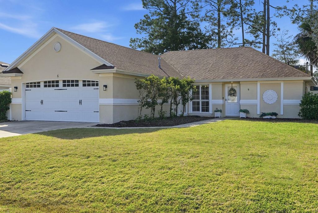 Photo of 6 Uniondale Place, Palm Coast, FL 32164 (MLS # FC315138)