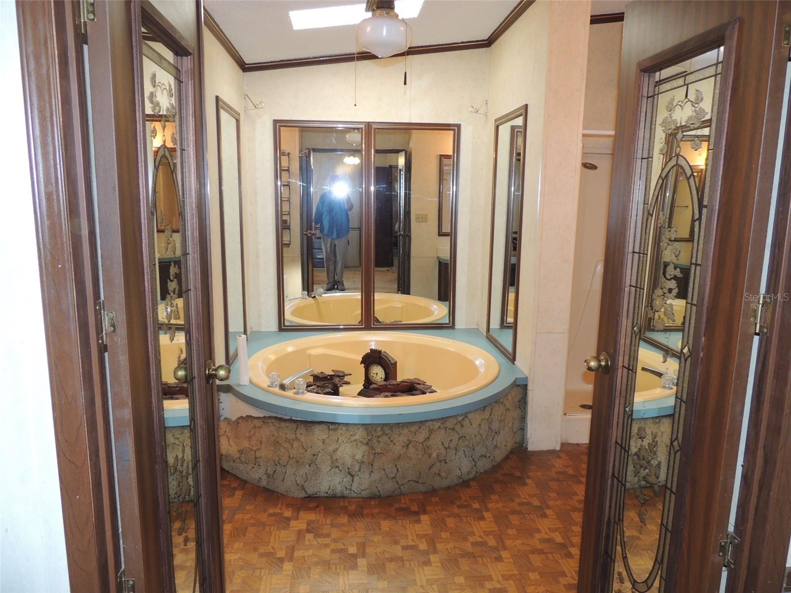 WOODLAND FARMS - Residential