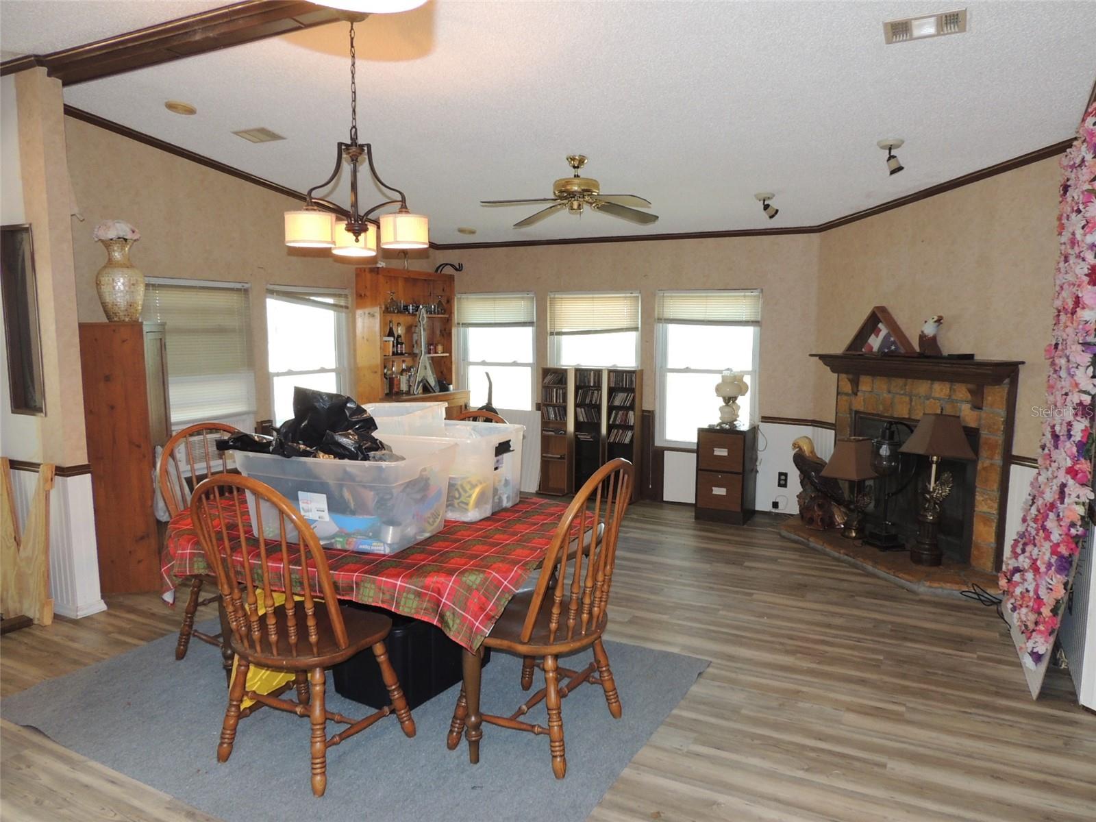 WOODLAND FARMS - Residential