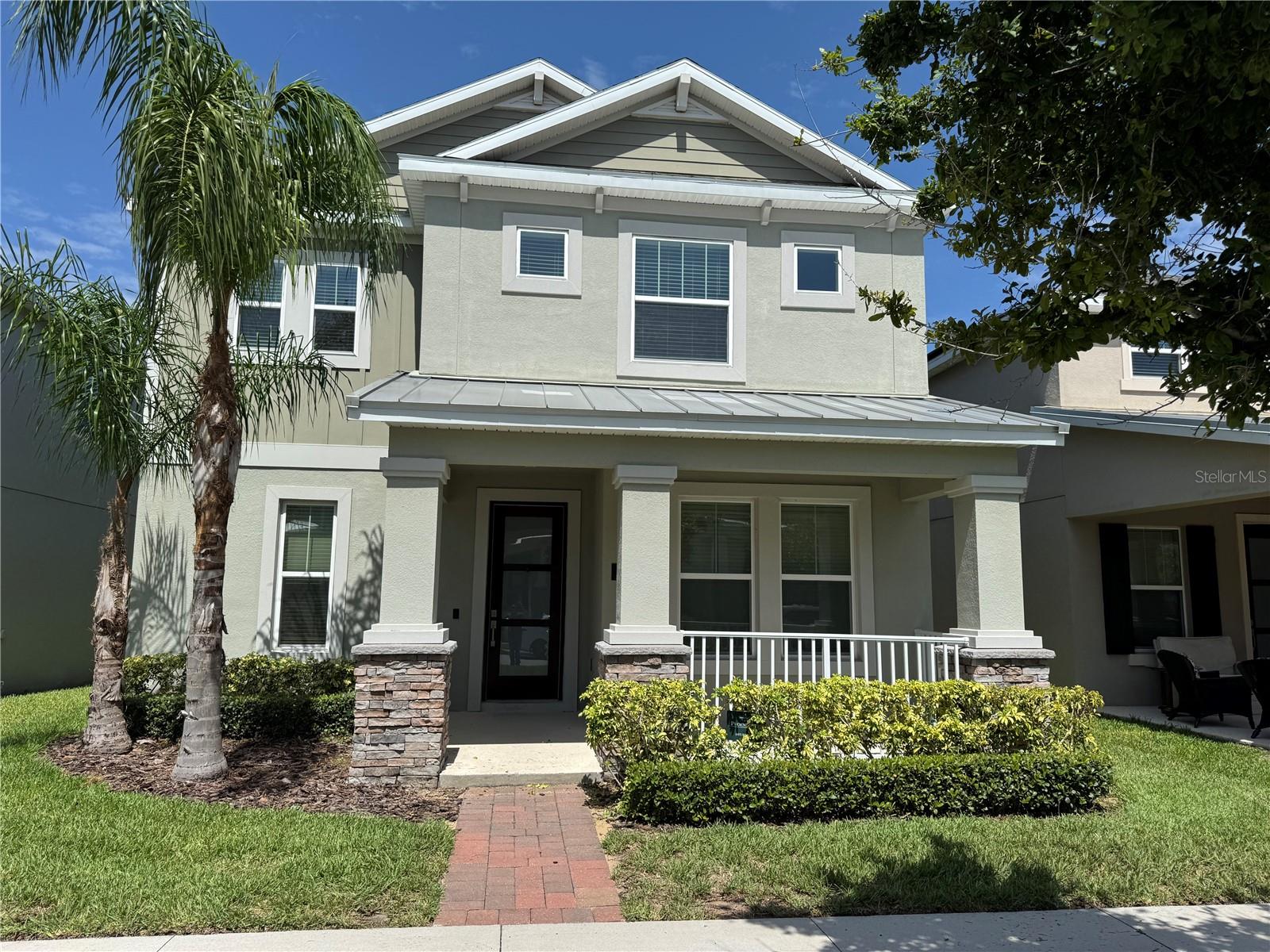 LOOK this is good location and solar community. This move in ready home is located in Winter Garden Innovation at Panther View, in Horizon West nearby Orange County National Golf Course, you can also enjoy the Disney theme park firework at night , this 3bedroom and 2,5 bathrooms 2 story home offers an open floor plan with a dining/kitchen/living room with a ceiling fan, counter tops with back splash, vented microwave, stainless steel refrigerator and dishwasher, pantry, drop zone/desk area are located under the stairs, laundry room with the washer and dryer is locate upstairs second floor and the master bedroom on the second floor with a walk-in closet, large shower.
Community offers playground BBQ area and dog park! 6 minutes to the new Hamlin shopping area where you can enjoy dining, easy access to major highways.
