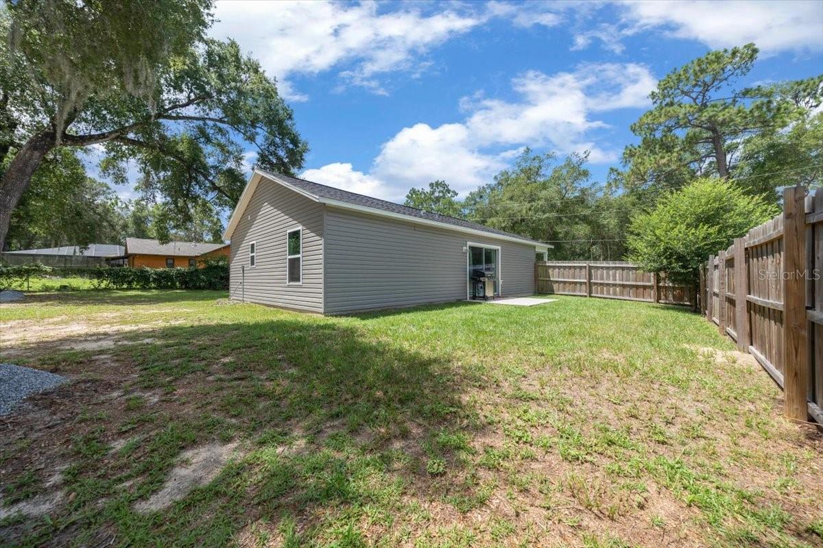 WOODS AND LAKES - Residential