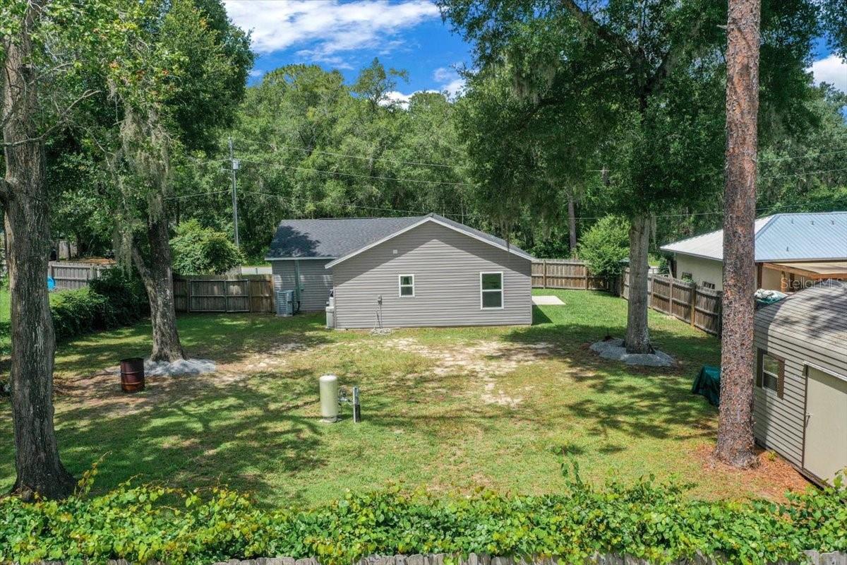 WOODS AND LAKES - Residential