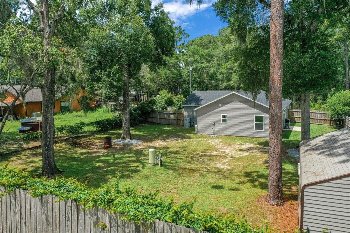 WOODS AND LAKES - Residential