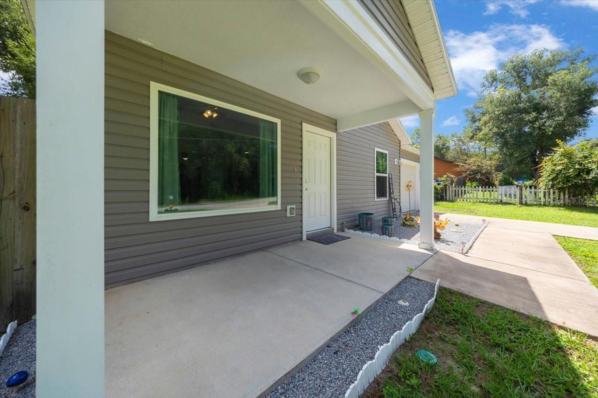 WOODS AND LAKES - Residential