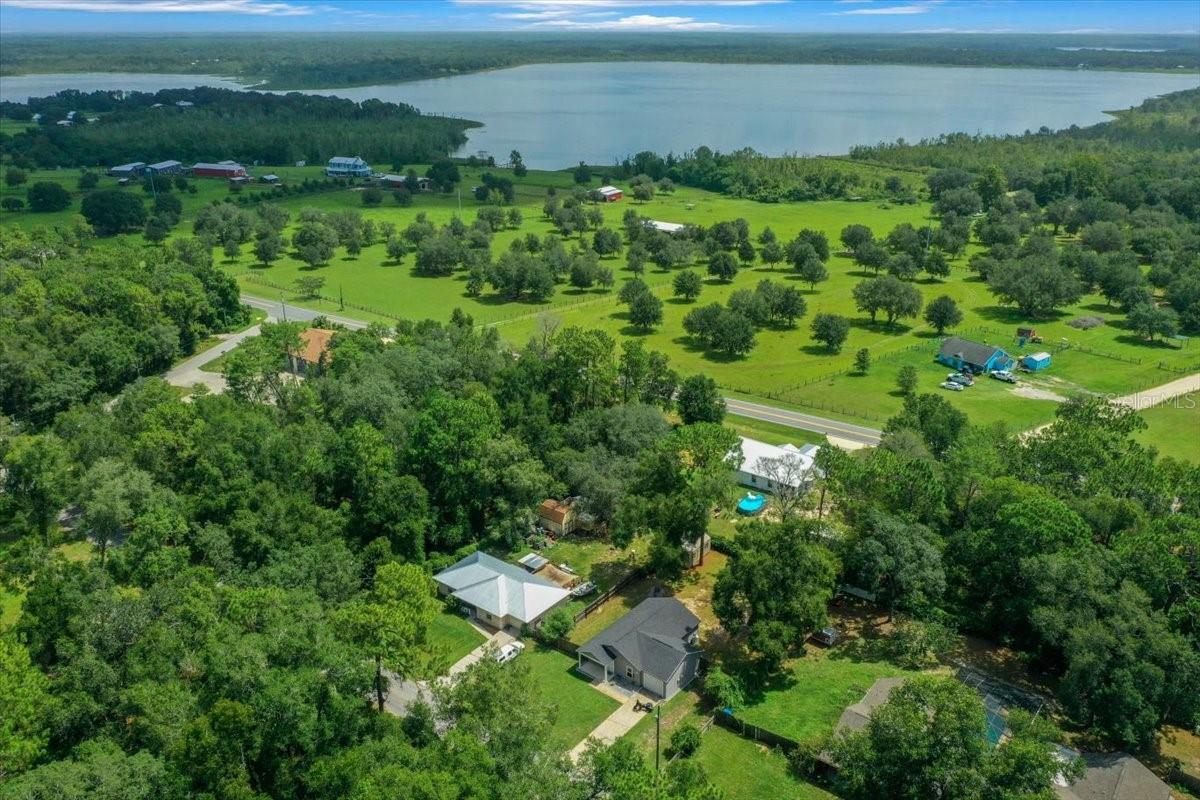 WOODS AND LAKES - Residential