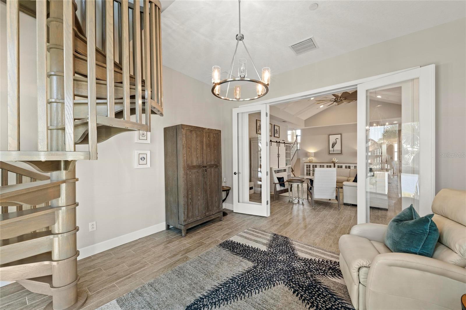 EDGEWATER WALK II ON HARBOUR ISLE - Residential