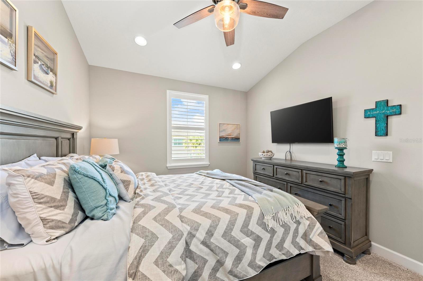 EDGEWATER WALK II ON HARBOUR ISLE - Residential