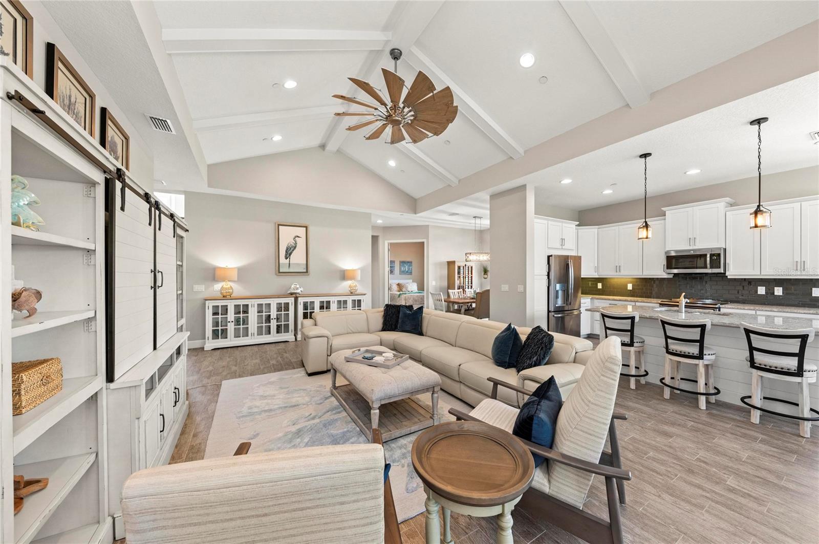 EDGEWATER WALK II ON HARBOUR ISLE - Residential