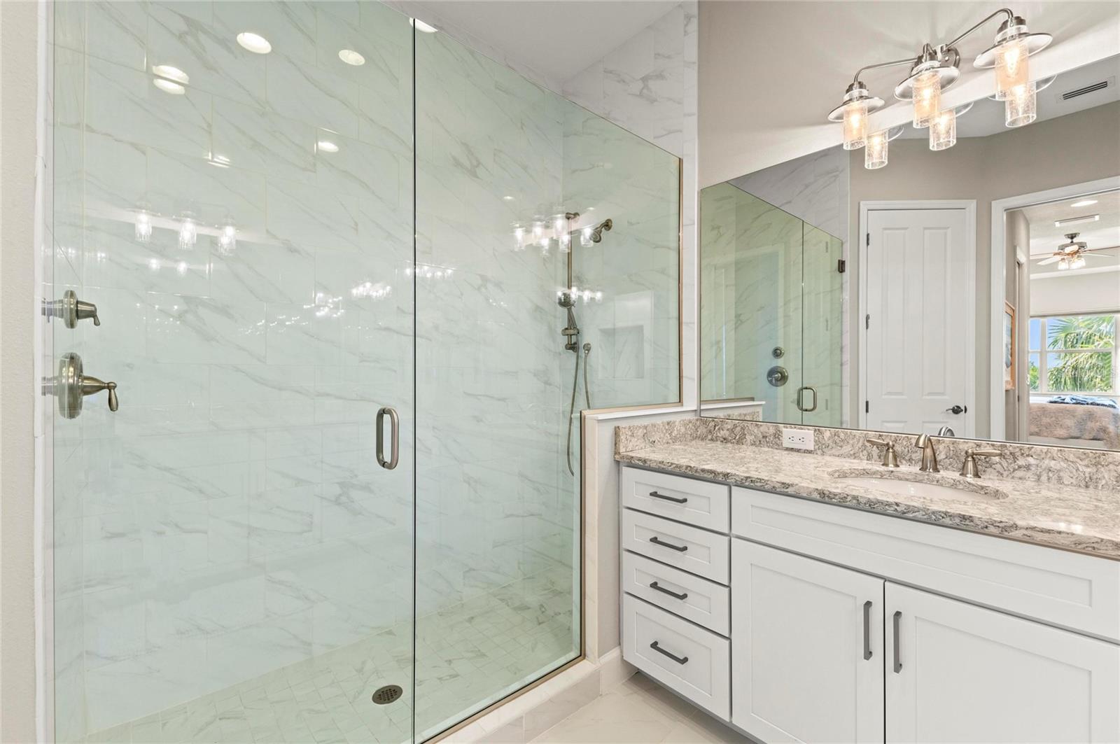 EDGEWATER WALK II ON HARBOUR ISLE - Residential