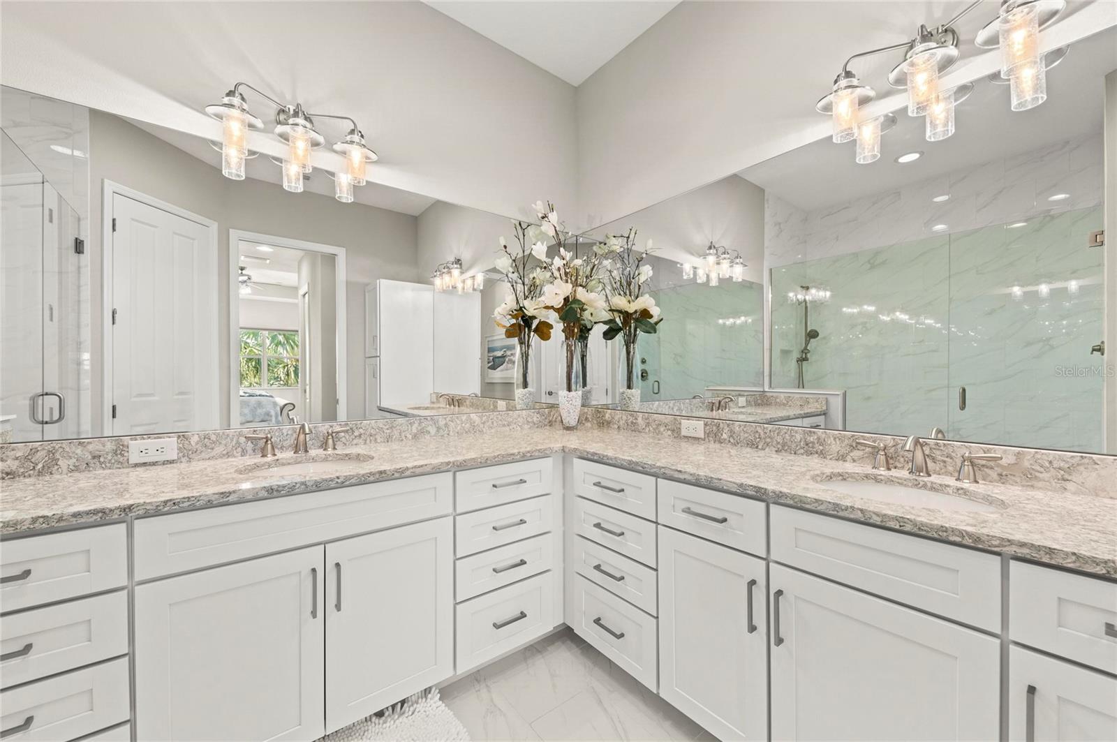 EDGEWATER WALK II ON HARBOUR ISLE - Residential