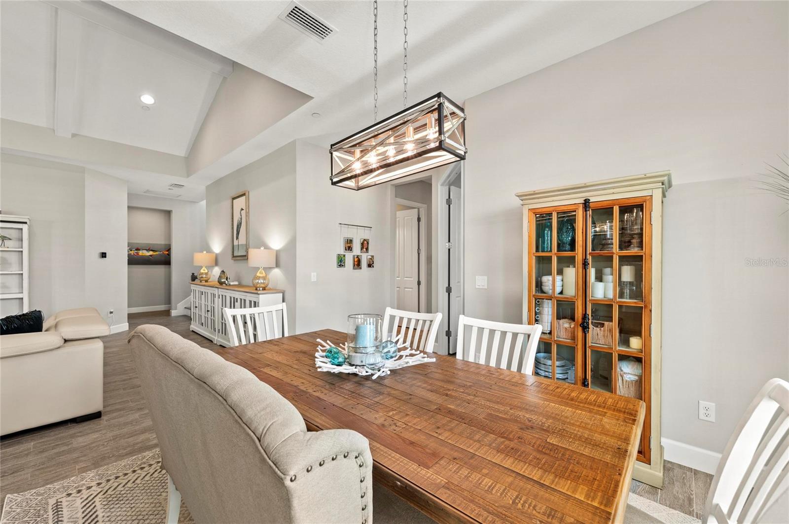 EDGEWATER WALK II ON HARBOUR ISLE - Residential